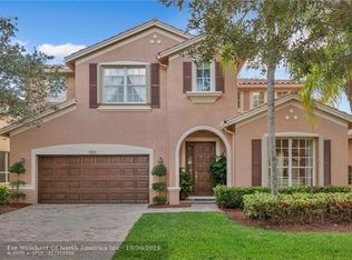 19168 Crystal St, Fort Lauderdale, FL 33332