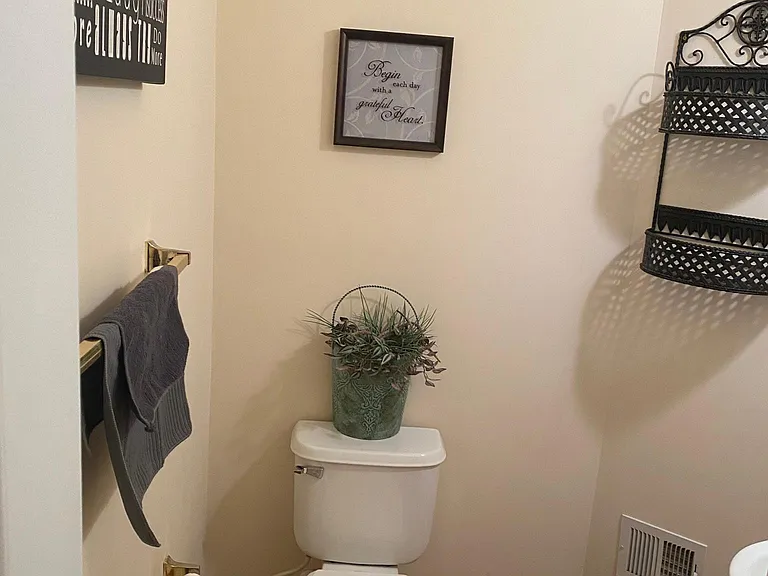 15698 William Bayliss Ct — Photo 28