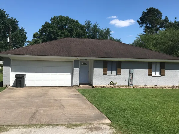365 White Oak Trl, Bridge City, TX 77611
