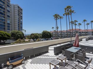 1710 Avenida Del Mundo UNIT 102, Coronado, CA 92118