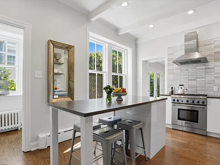 36 E Chestnut Hill Ave — Photo 8