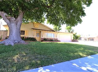 3223 Nottingham Dr, Las Vegas, NV 89121