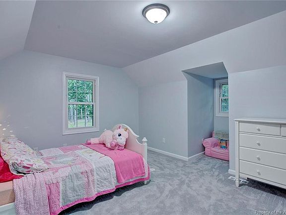 5th image of 2944 Ridge Rd