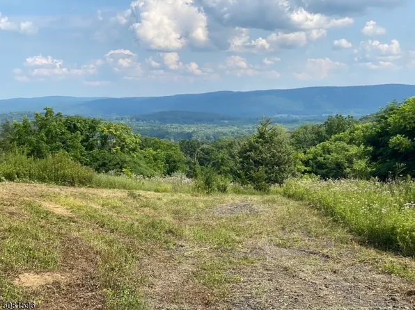 3 Vernon View Dr, Vernon Twp., NJ 07418