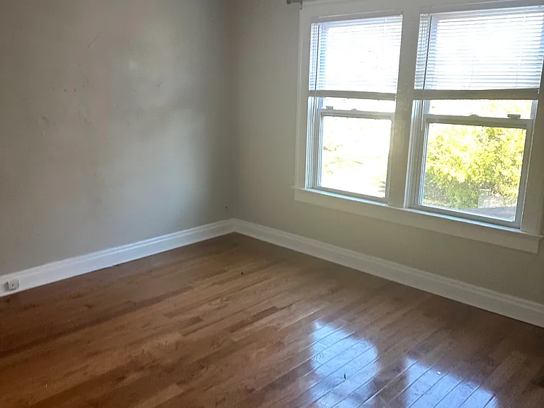 2607 Medary Ave — Photo 5