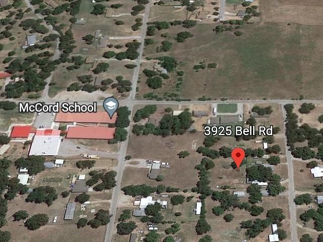 2nd image of 3925 Bell Rd