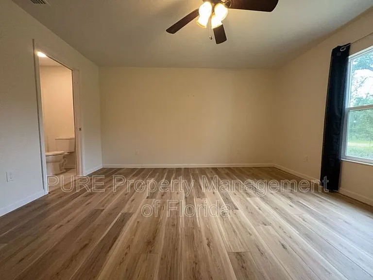 11330 NE 66th Ln — Photo 23