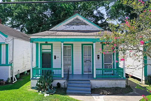 1812 Dante St Photo 1