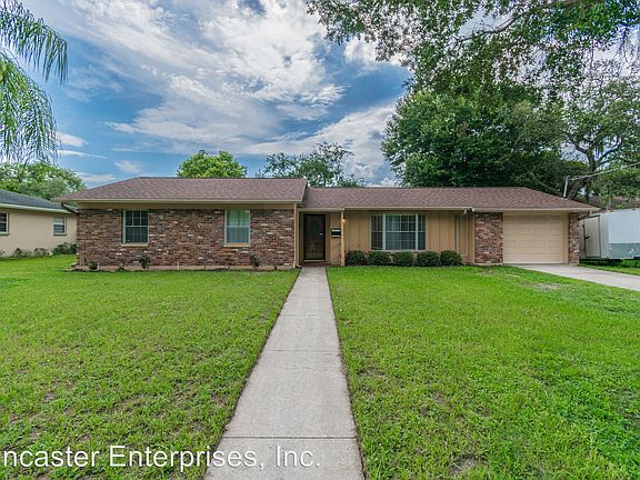 2nd image of 514 W Hilda Dr