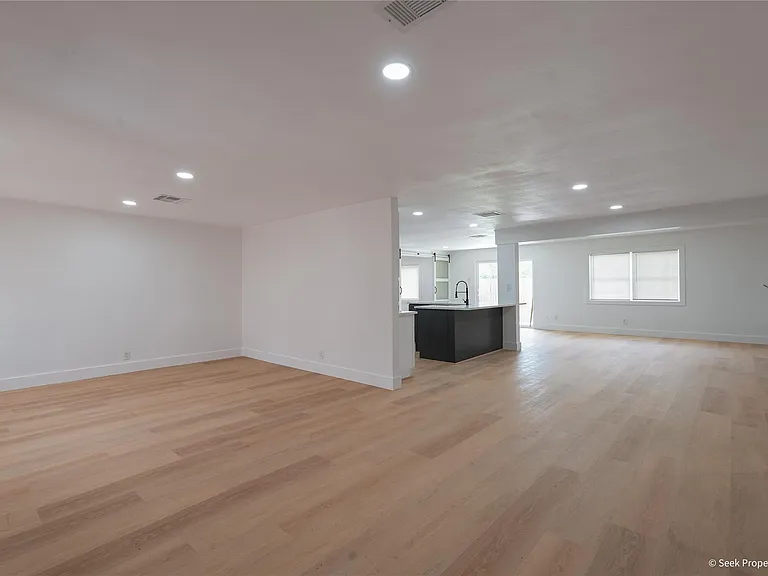 7942 Hammerly Blvd — Photo 8