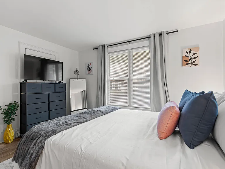 108 Pharis St #1 — Photo 23