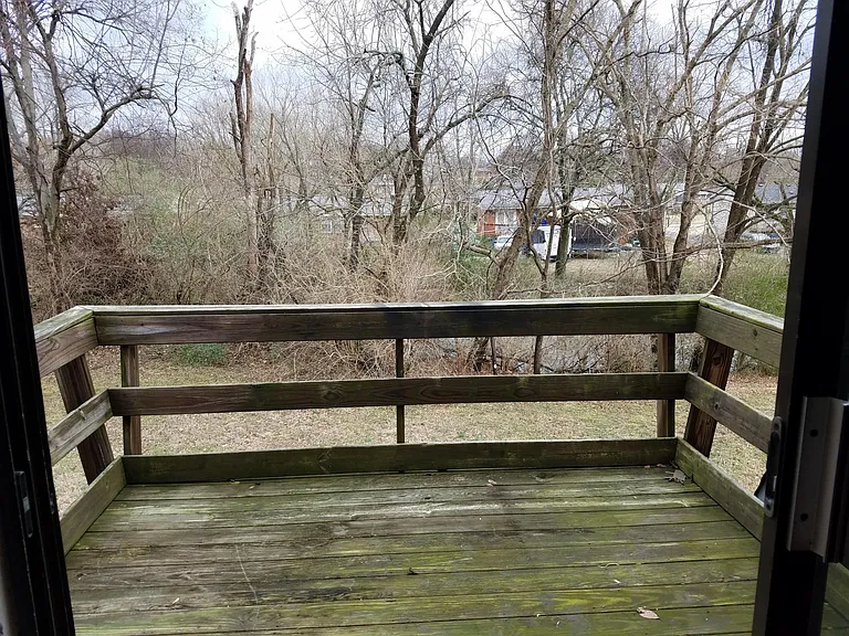 1241 N Graycroft Ave — Photo 2
