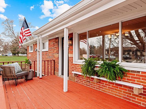 2nd image of 25 Lucy Run Rd