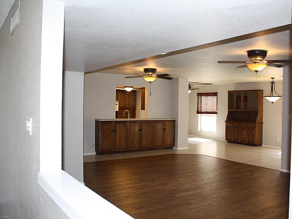 5th image of 15420 N 58th Ave