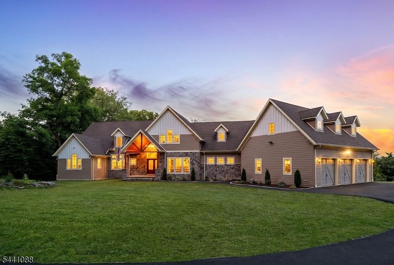 1st image of 5 Vernon View Dr