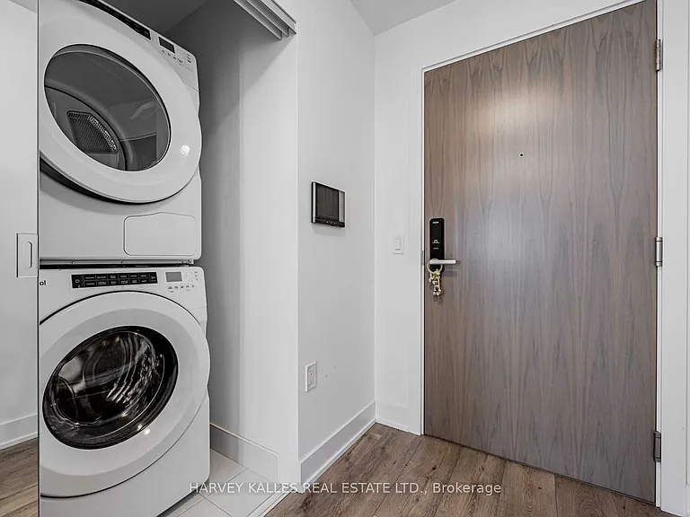 575 Bloor St E #505 — Photo 23