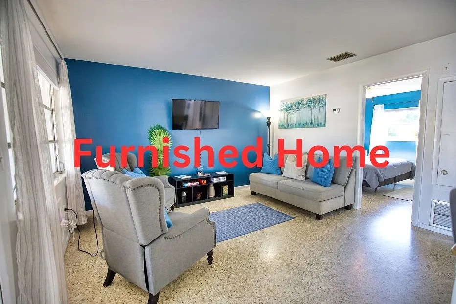 2 bed, 729 sqft, $2,000 — Photo 1