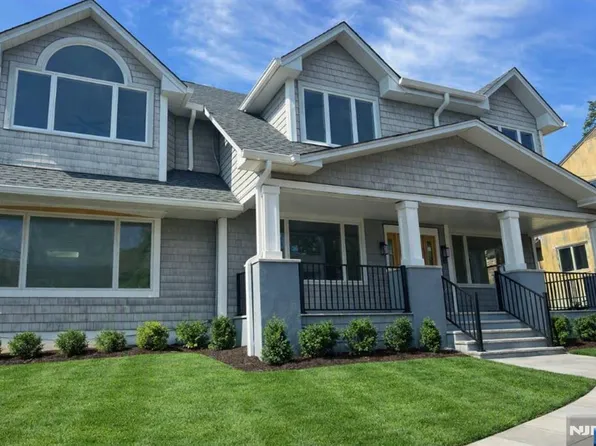 306 Ogden Ave, Teaneck, NJ 07666