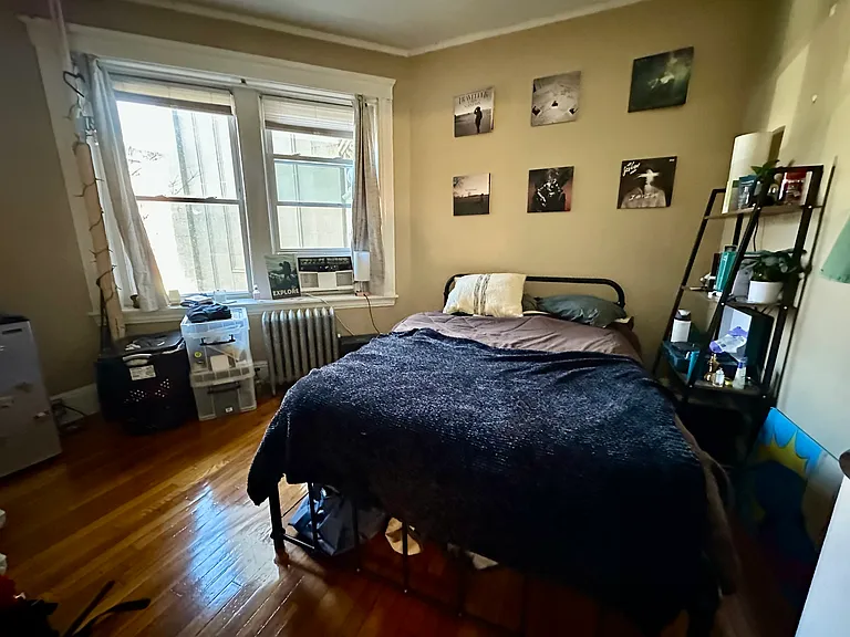 76 Egmont St #1 — Photo 8
