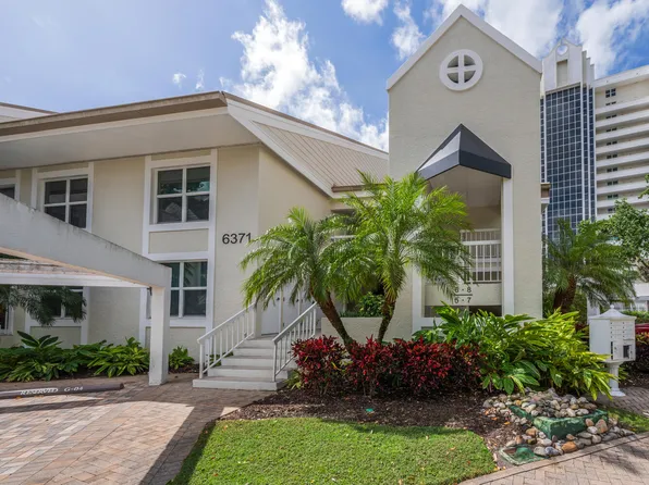 6371 Pelican Bay Blvd #N-7, Naples, FL 34108