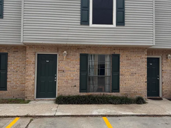 100 Winchester Dr APT 709, Lafayette, LA 70506