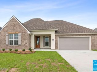 220 Central Village Way, Youngsville, LA 70592