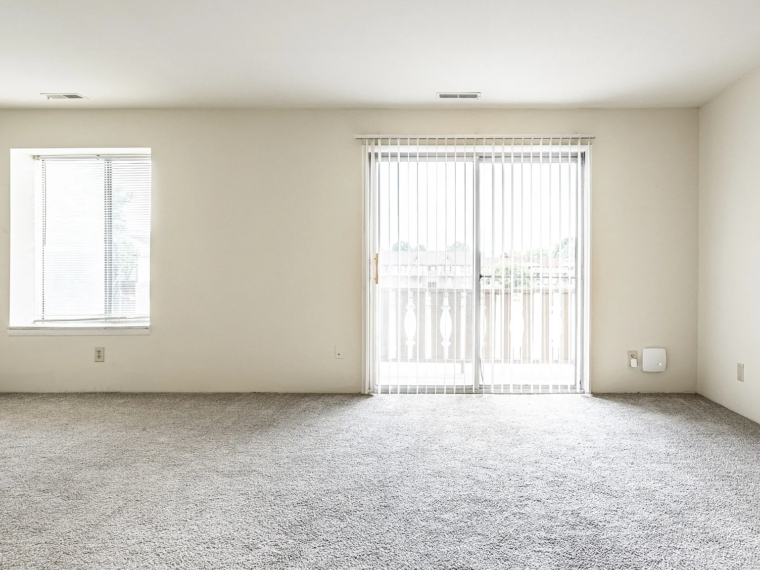 Scarborough Lake Apartments — Photo 3
