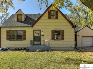 3826 N 65th St, Omaha, NE 68104