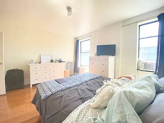 Rented by Compass | media 20