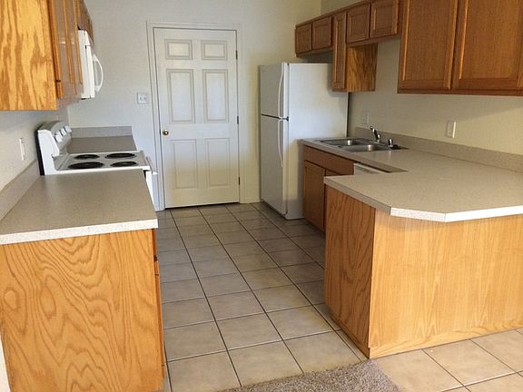 3rd image of 1824 S Globe Ave Unit D