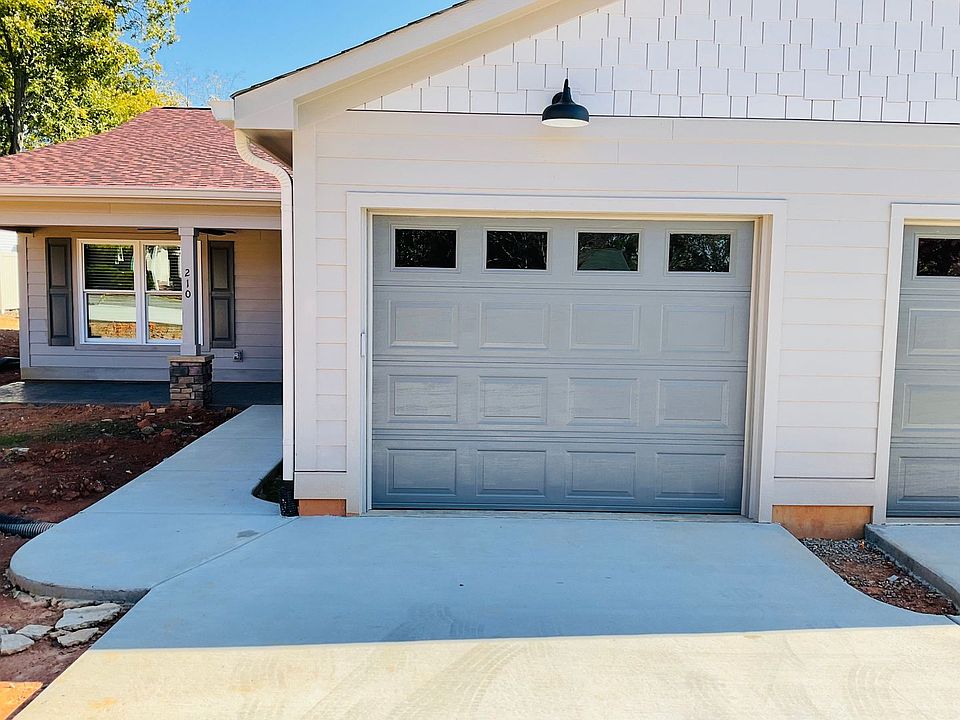 210 State St, Lincolnton, NC 28092 Zillow