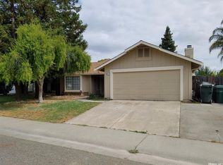 8313 Daisy Hollow Ct, Sacramento, CA 95828