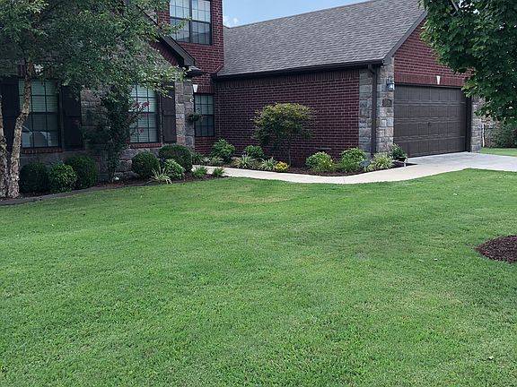 3rd image of 11796 Club House Pkwy
