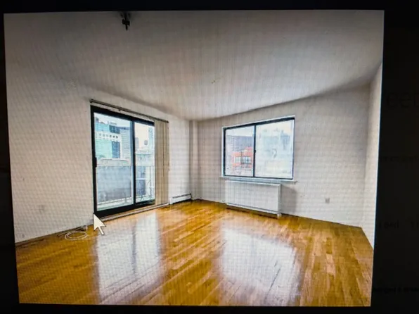 48 Henry Street image 1 of 4