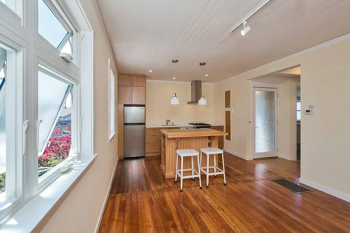 1186 Ocean Ave — Photo 3
