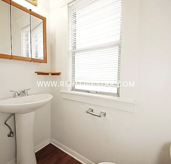 1789 S 2nd Ave #A — Photo 11