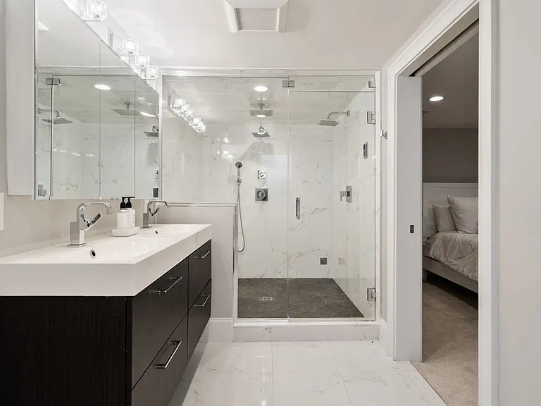 110 Albion St #1 — Photo 9