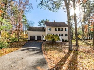 11 Pine Hill Dr, Walpole, MA 02081