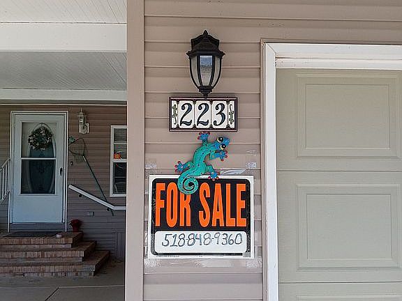 2nd image of 223 Osprey Ln