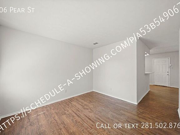 2nd image of 306 Pear St