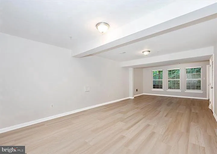 3534 Winthrop Ln — Photo 35