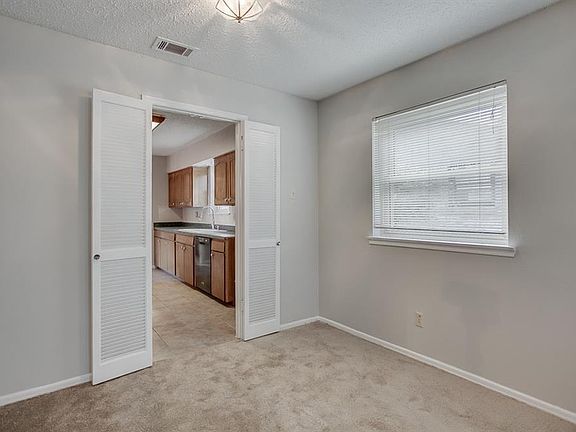 4th image of 902 Del Ray Dr