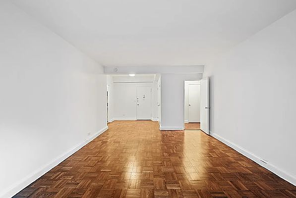 1st image of 136 E 55th St APT 2F