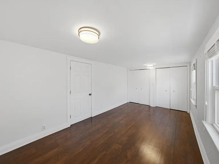 1908 S 58th Ave #2 — Photo 7