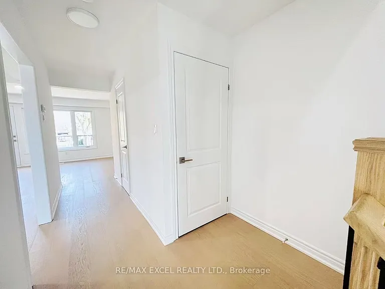 11 Plaisance Rd #5 — Photo 11