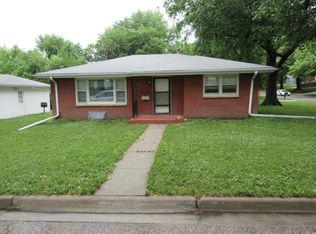 5540 J St, Lincoln, NE 68510