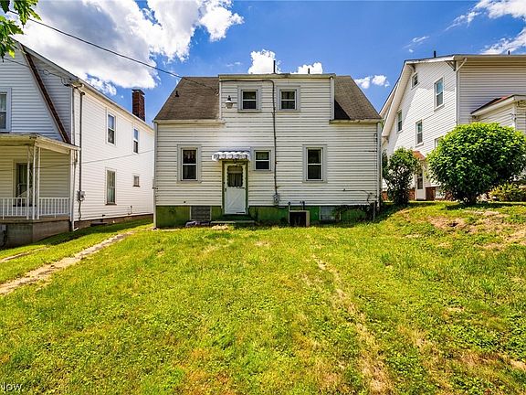 5th image of 302 Cedar Ave