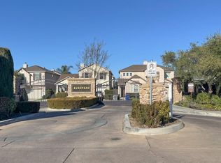 81 W Barcelona Ln, Clovis, CA 93619