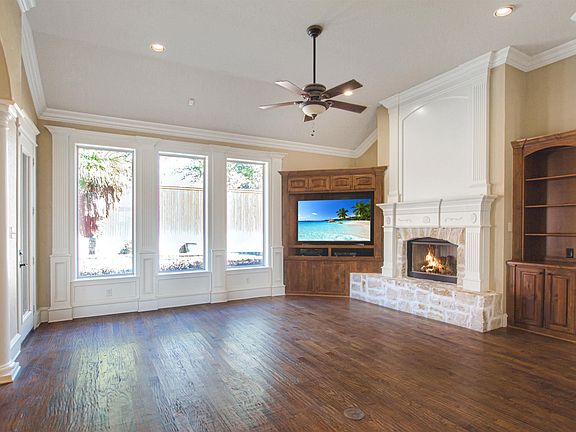 5th image of 6805 Castle Pines Ct