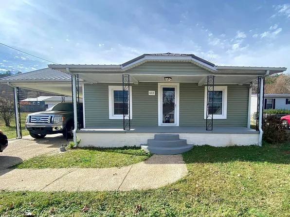612 S Main St, Waynesboro, TN 38485
